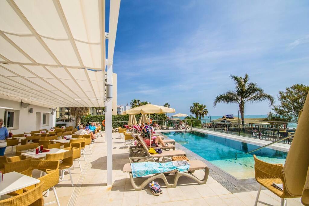 Ocean House 1713 By Ivi Real Estate Apartamento Torremolinos Exterior foto